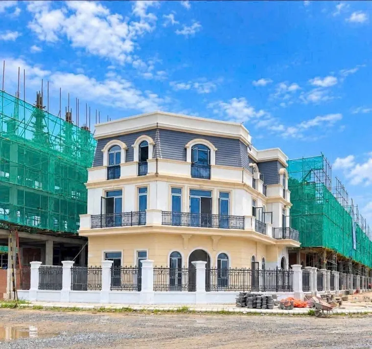 Tổng mặt bằng, công trường 10/2026, nhà mẫu và phương án nội thất Vinhomes Saigon Park theo tài liệu chủ đầu tư 3